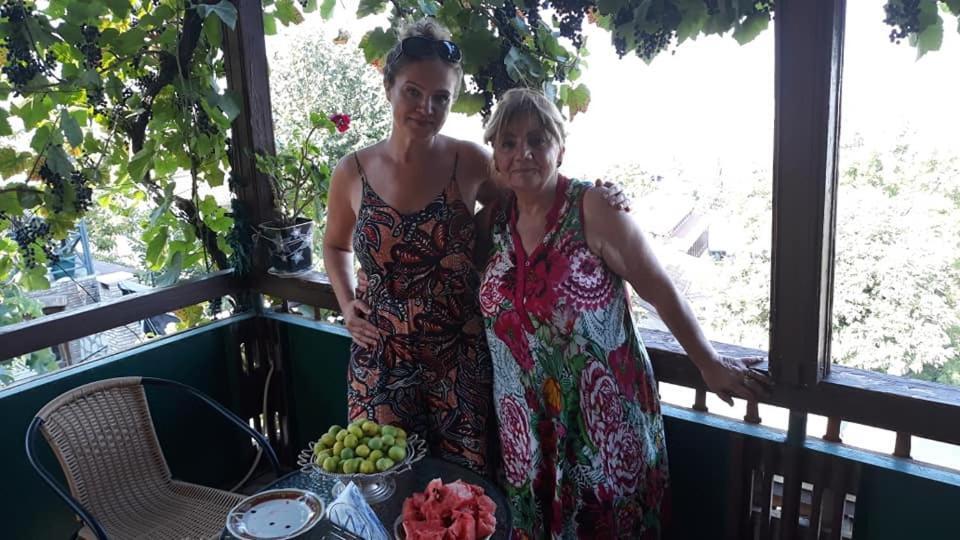 Tsitso & Soso Guesthouse Tsnori Ngoại thất bức ảnh